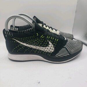 NIKE Flyknit Racer Black WHITE OREO WOMENS SIZE 6.5 RUNNING FLATS Shoes
